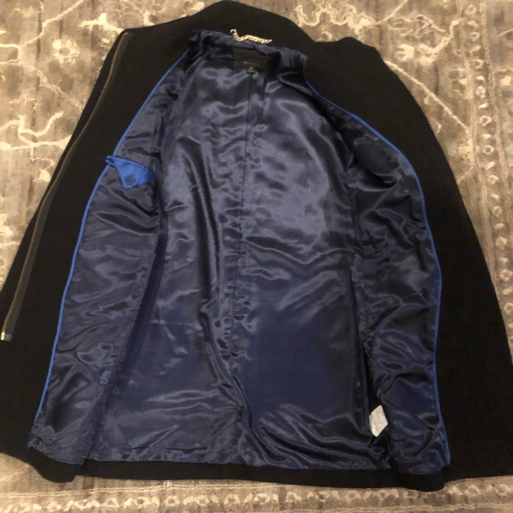 Jcrew Black Coat, Size 2P and in excellent condition. Worn three times.